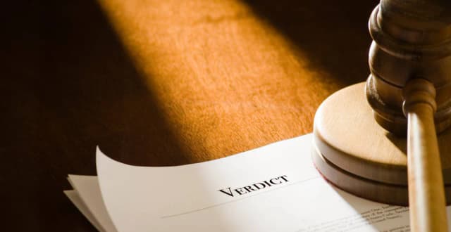 Wyrok nieprawomocny – co to jest i jakie ma konsekwencje? Wyrok nieprawomocny – co to jest i jakie ma konsekwencje?