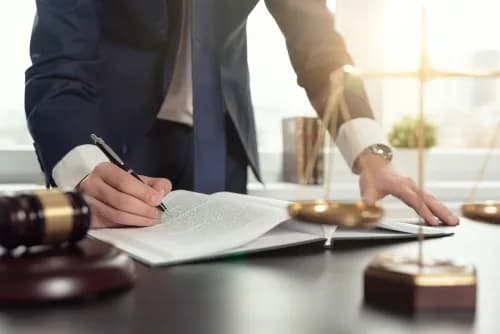 Ile zarabia radca prawny w kancelarii? Zaskakujące fakty o wynagrodzeniu Ile zarabia radca prawny w kancelarii? Zaskakujące fakty o wynagrodzeniu